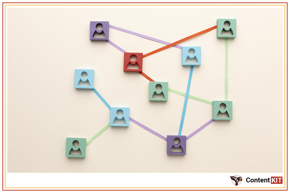 How Many People Do You Need to Maintain a Business Blog?